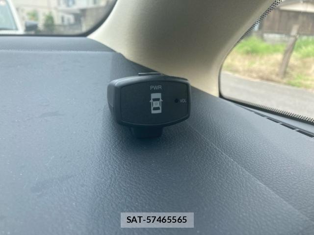 Toyota SAI 2014-03 7619763-20