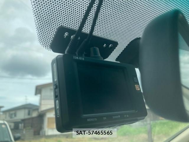 Toyota SAI 2014-03 7619763-21