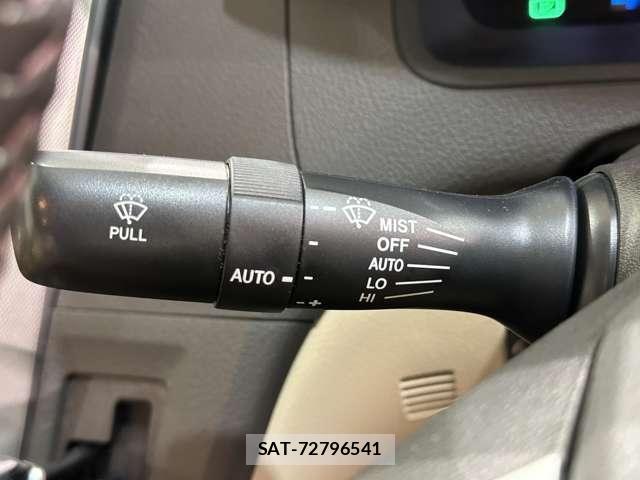 Toyota SAI 2013-04 7619762-13