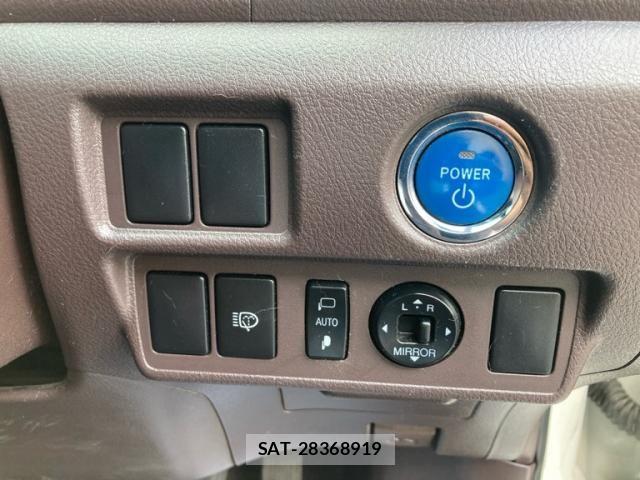 Toyota SAI 2010-04 7619765-13