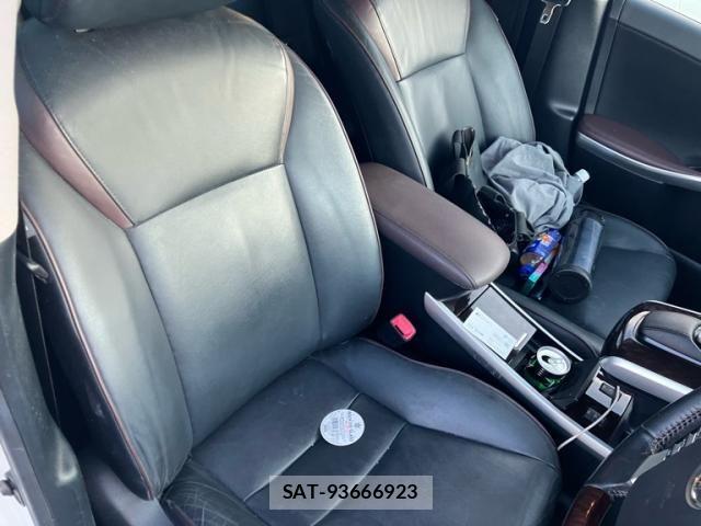Toyota SAI 2016-05 7619760-18