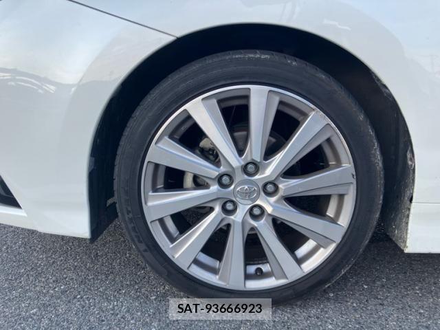Toyota SAI 2016-05 7619760-8