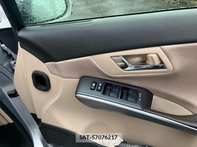 Toyota SAI 2012-05 7619764-12