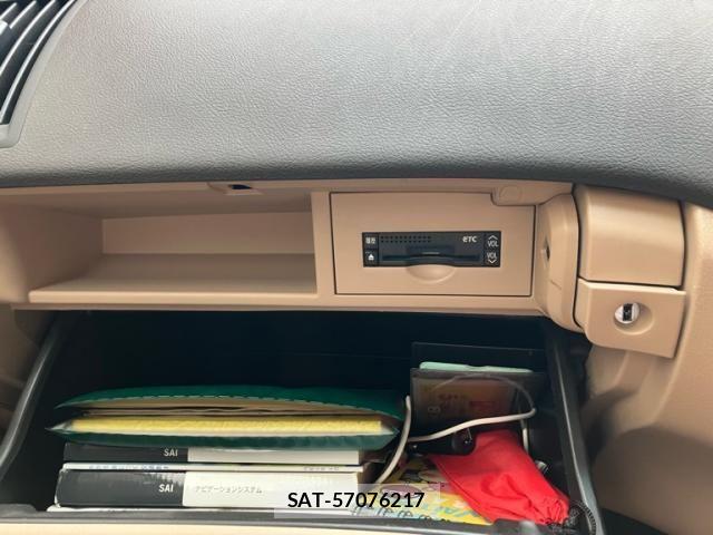 Toyota SAI 2012-05 7619764-20