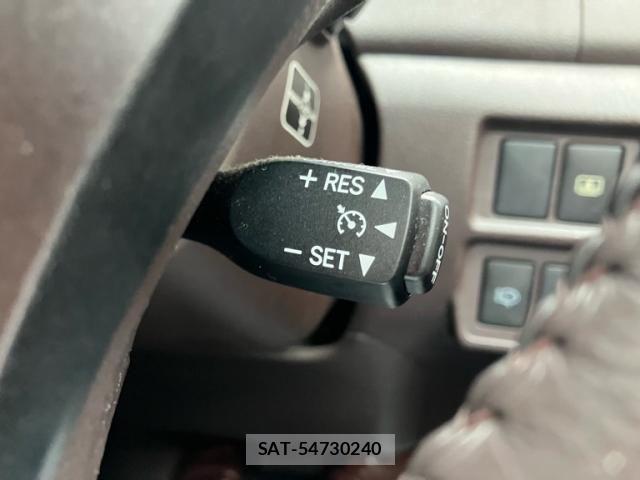 Toyota SAI 2011-01 7728236-18