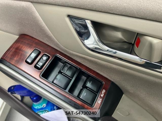 Toyota SAI 2011-01 7728236-25