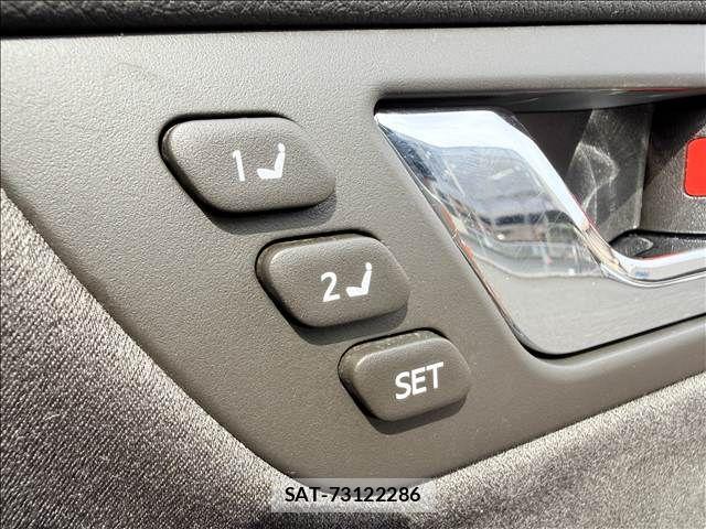 Toyota SAI 2014-02 7728237-29