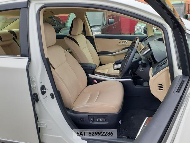 Toyota SAI 2013-12 7728233-15