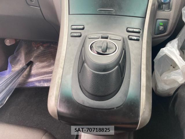 Toyota SAI 2009-12 7788904-17
