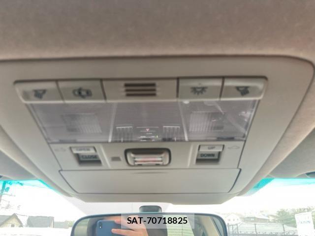 Toyota SAI 2009-12 7788904-22