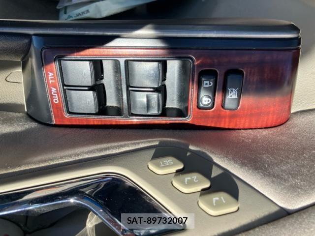 Toyota SAI 2011-02 7879276-16