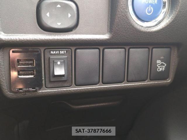 Toyota SAI 2016-01 7903341-15
