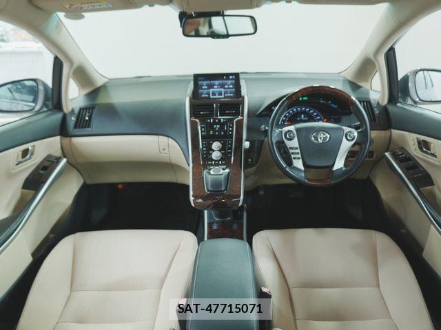 Toyota SAI 2014-11 7963652-1