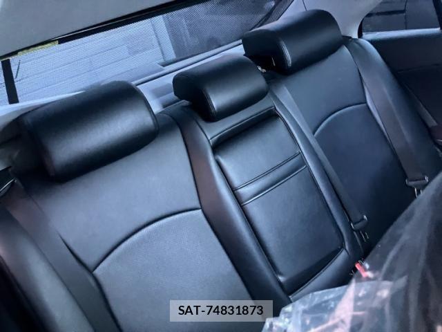 Toyota SAI 2015-05 7963653-12