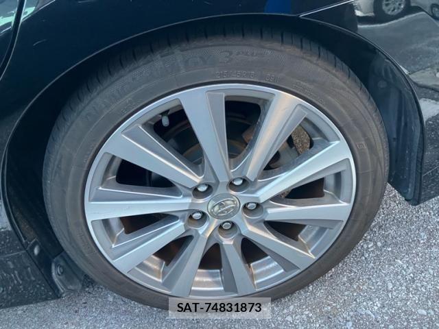Toyota SAI 2015-05 7963653-8