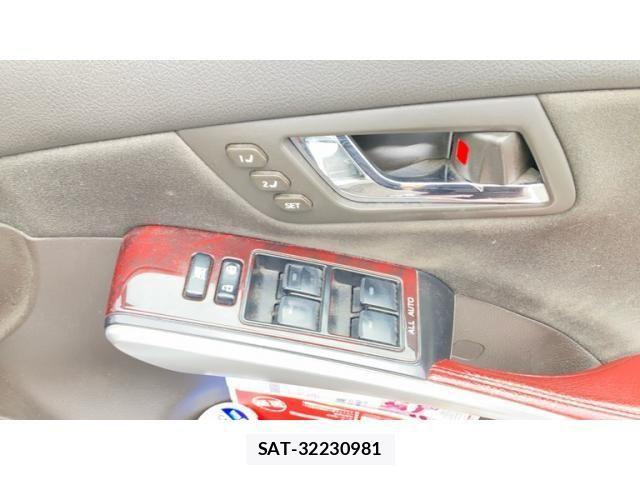 Toyota SAI 2013-12 8038079-10