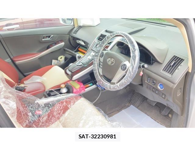 Toyota SAI 2013-12 8038079-15