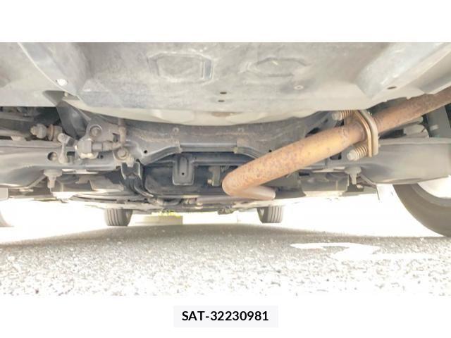 Toyota SAI 2013-12 8038079-4