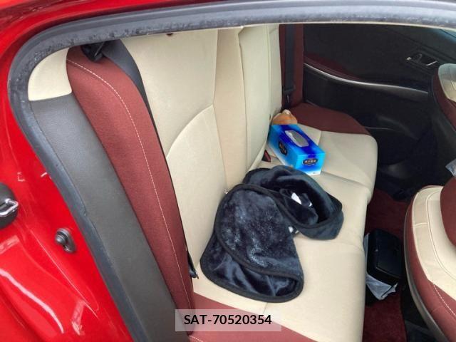 Toyota SAI 2014-03 8038078-11