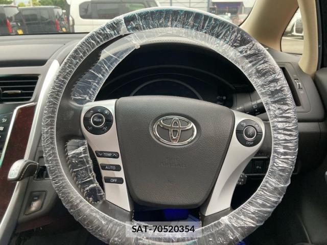 Toyota SAI 2014-03 8038078-14