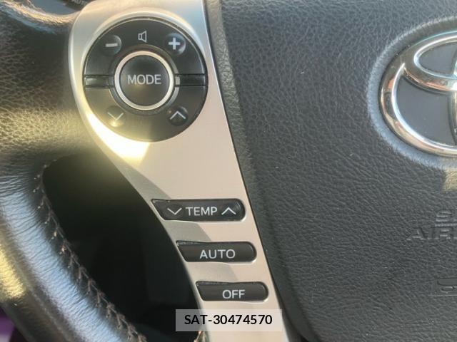 Toyota SAI 2013-11 8075456-9
