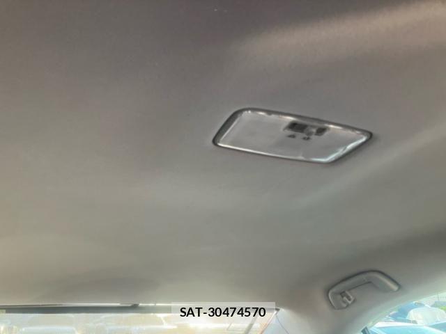 Toyota SAI 2013-11 8075456-24