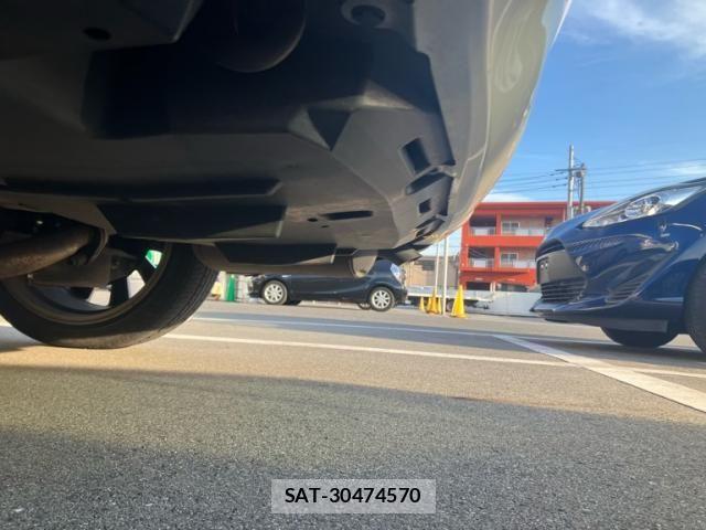 Toyota SAI 2013-11 8075456-5