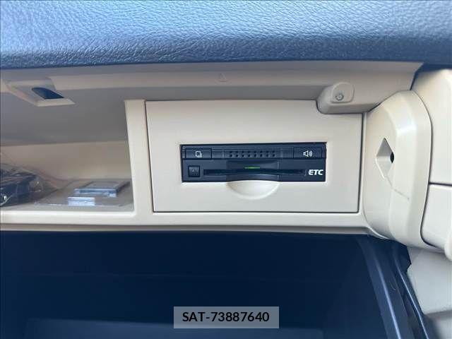 Toyota SAI 2013-11 8075454-13