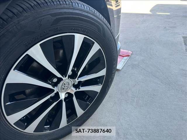 Toyota SAI 2013-11 8075454-15