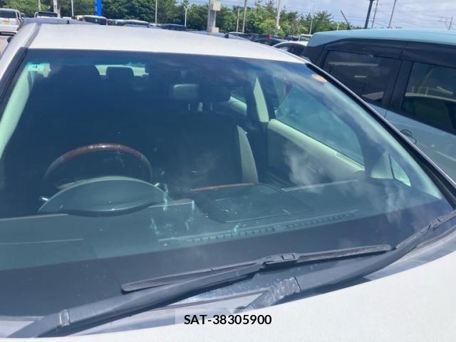 Toyota SAI 2010-03 8101725-6