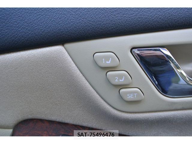 Toyota SAI 2014-01 8101717-16