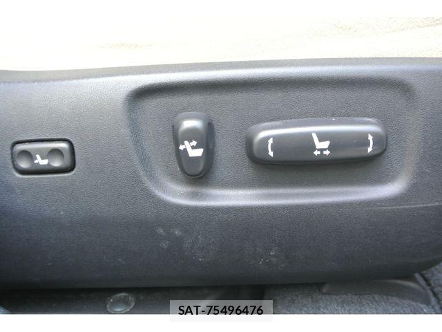 Toyota SAI 2014-01 8101717-17