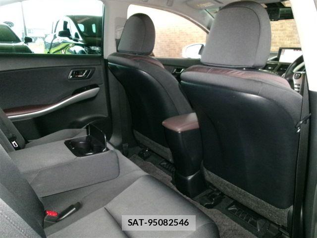 Toyota SAI 2014-10 8101715-10