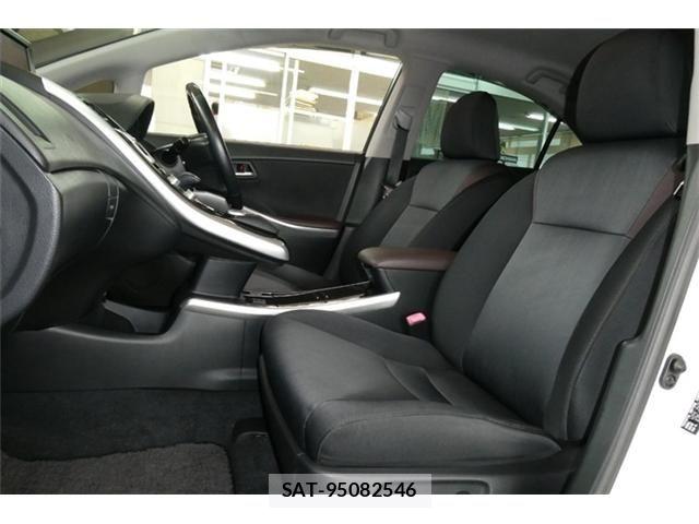 Toyota SAI 2014-10 8101715-6