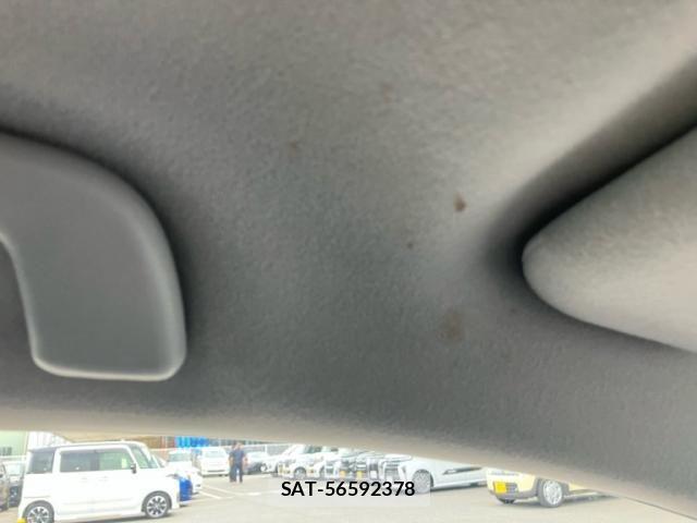 Toyota SAI 2016-04 8132232-21