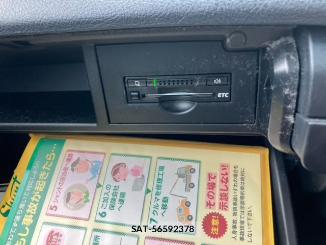Toyota SAI 2016-04 8132232-22
