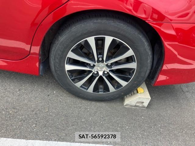 Toyota SAI 2016-04 8132232-3
