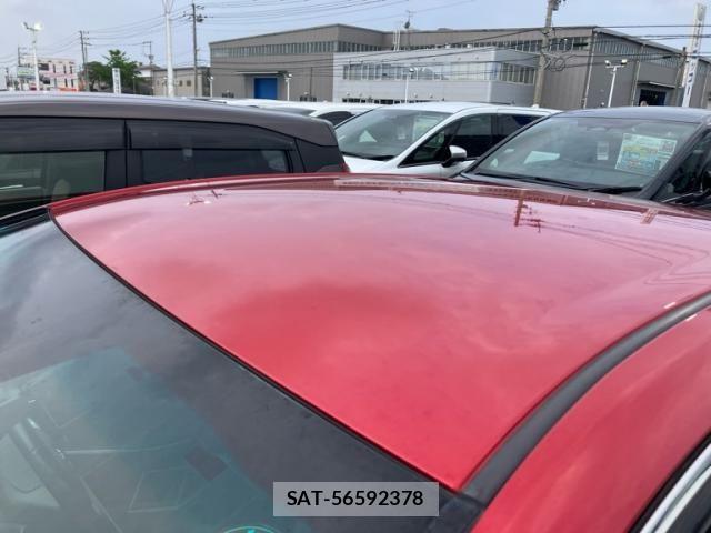 Toyota SAI 2016-04 8132232-5
