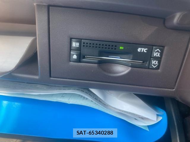 Toyota SAI 2010-05 8159161-25