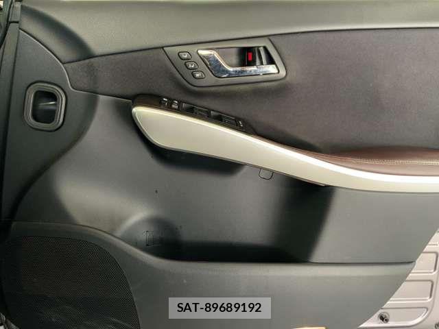 Toyota SAI 2015-06 8159156-17