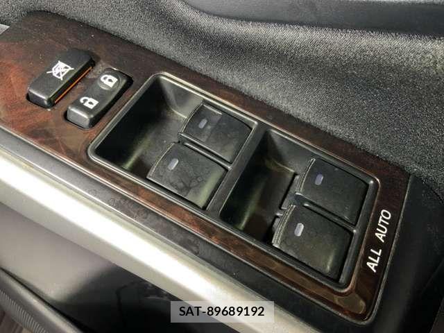 Toyota SAI 2015-06 8159156-18