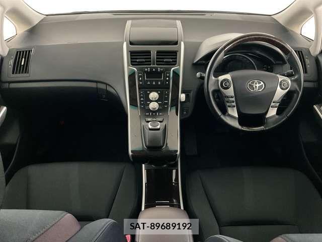Toyota SAI 2015-06 8159156-1