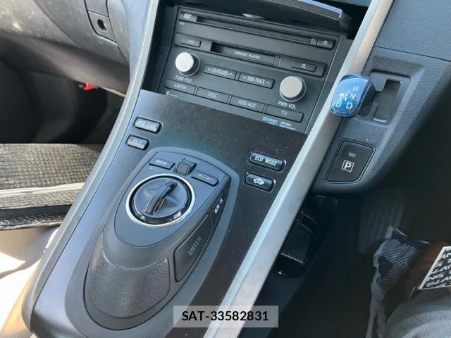 Toyota SAI 2010-02 8159160-17