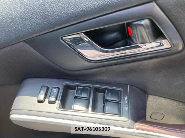 Toyota SAI 2014-03 8231667-10