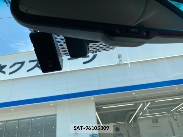 Toyota SAI 2014-03 8231667-22