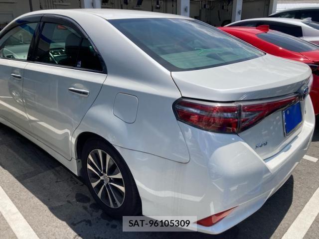 Toyota SAI 2014-03 8231667-3
