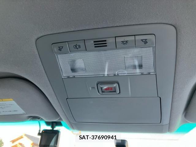Toyota SAI 2012-06 8231669-20