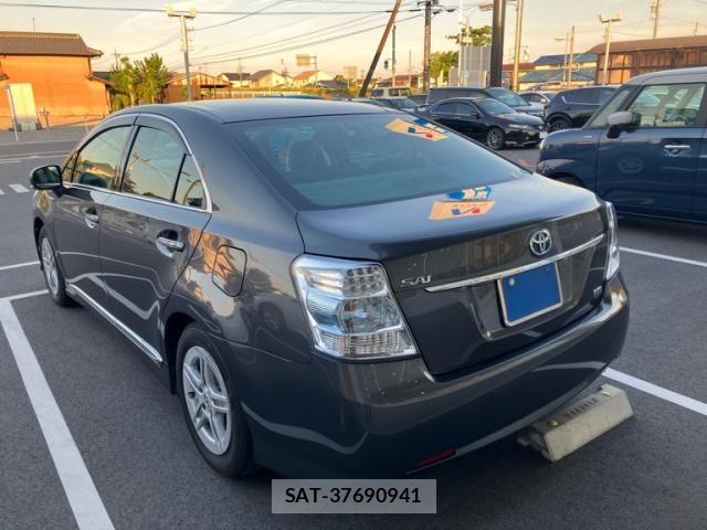 Toyota SAI 2012-06 8231669-2