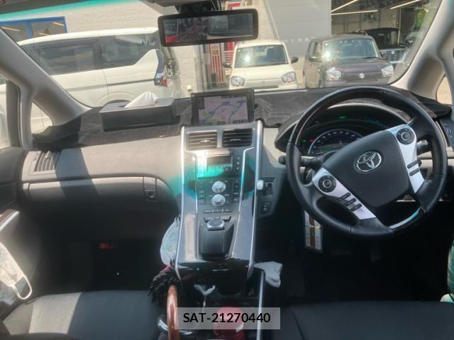 Toyota SAI 2017-11 8246594-9