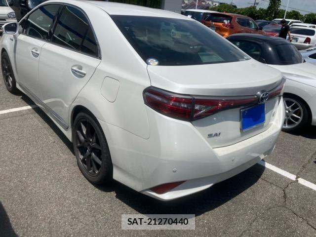 Toyota SAI 2017-11 8246594-11